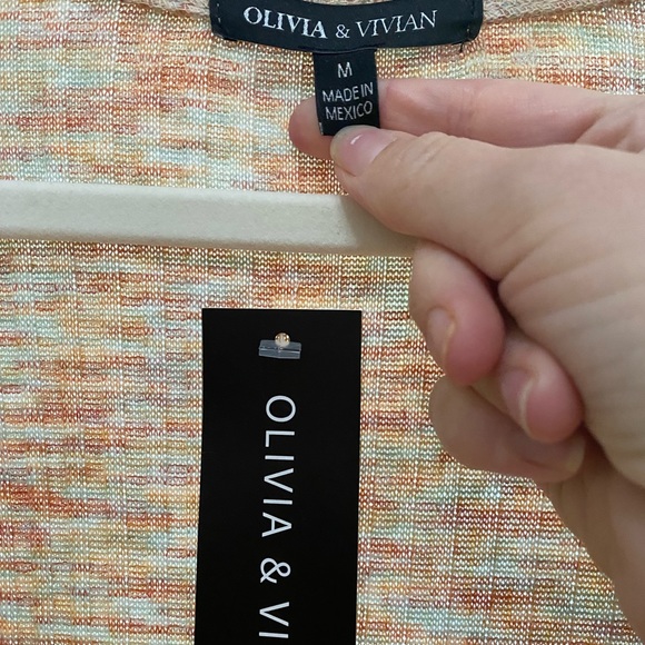 Olivia & Vivian Cardigan & Shorts Set Size Medium - Picture 9 of 9